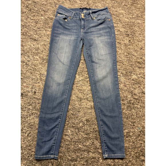Wallflower Denim - WallFlower Ultra Fit Skinny Jeans Womens 7 Reg Medium Wash Stretch WBM1104295